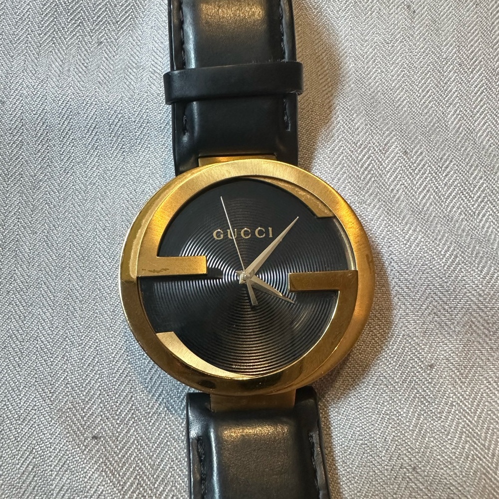 Mens gucci Watch